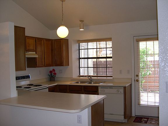 3rd image of 5704 E Aire Libre Ave Unit 1231