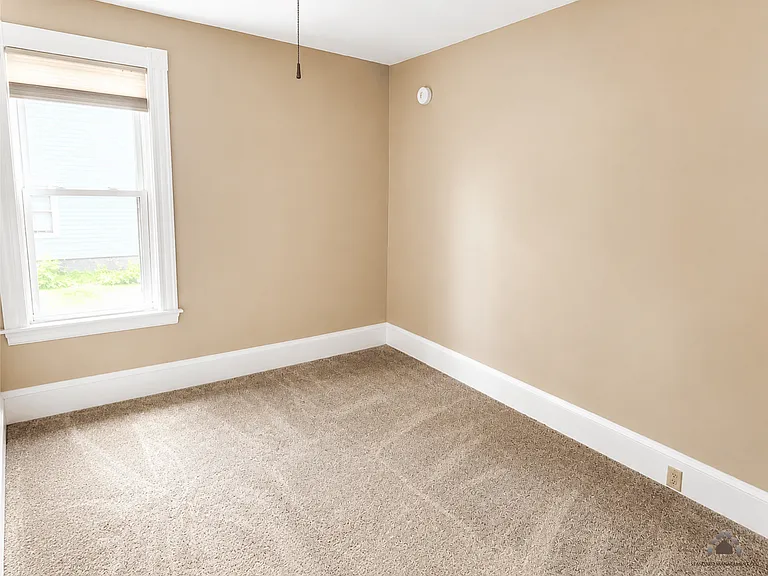 7 Hazelwood Ave — Photo 5
