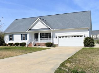 107 Kirby Dr, Pikeville, NC 27863