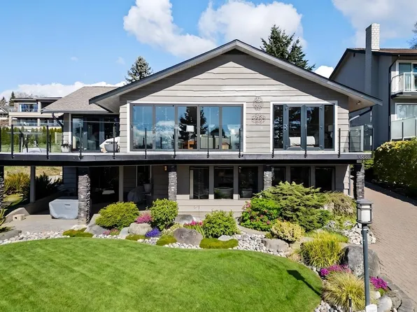 13387 13a Ave, Surrey, BC V4A 5Y3