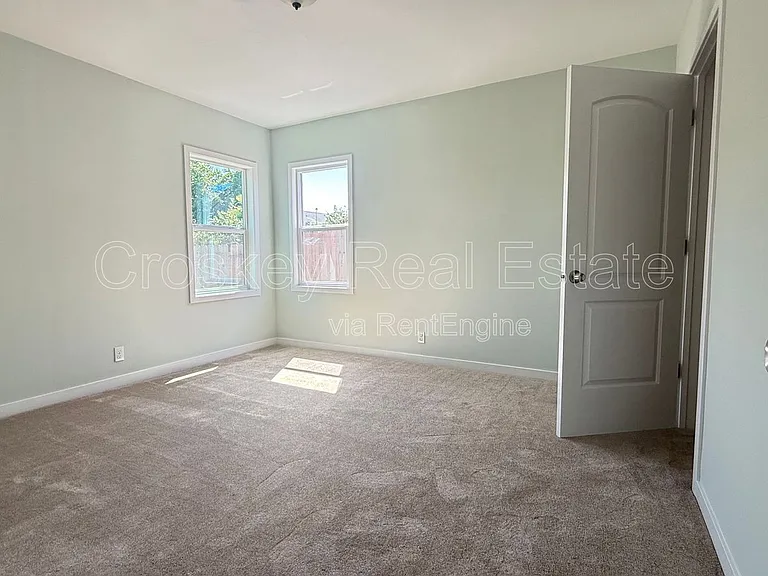 355 12th St #355 — Photo 17