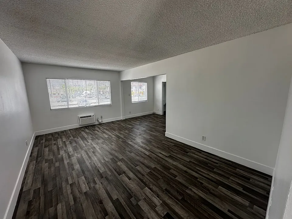 8601 State St #1-21