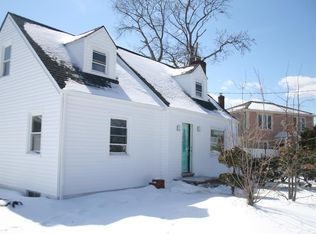 18 Wheeler Ave, Valley Stream, NY 11580