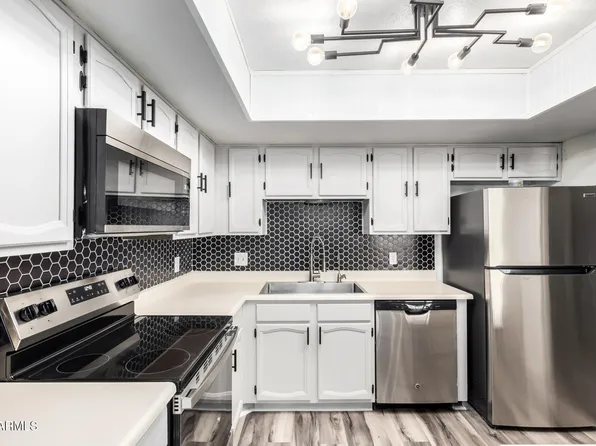 8344 N 21ST Drive #I105, Phoenix, AZ 85021