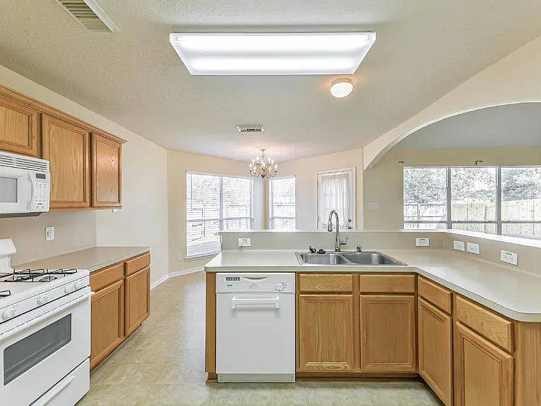 5329 Morgan Oak Dr — Photo 14