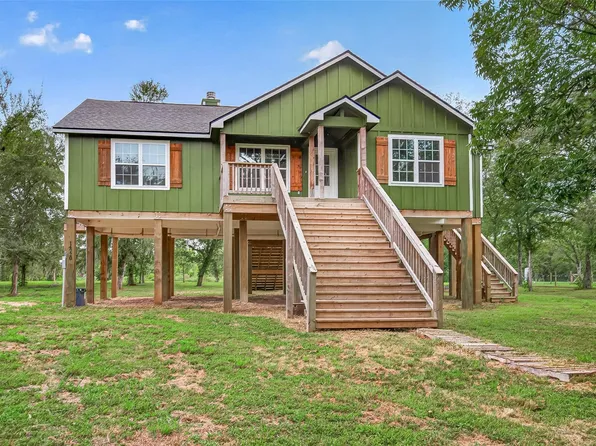 14720 Padre Ct, Needville, TX 77461