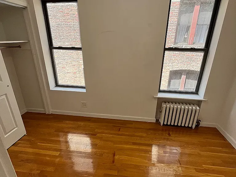 542 E 82nd St #19 — Photo 9