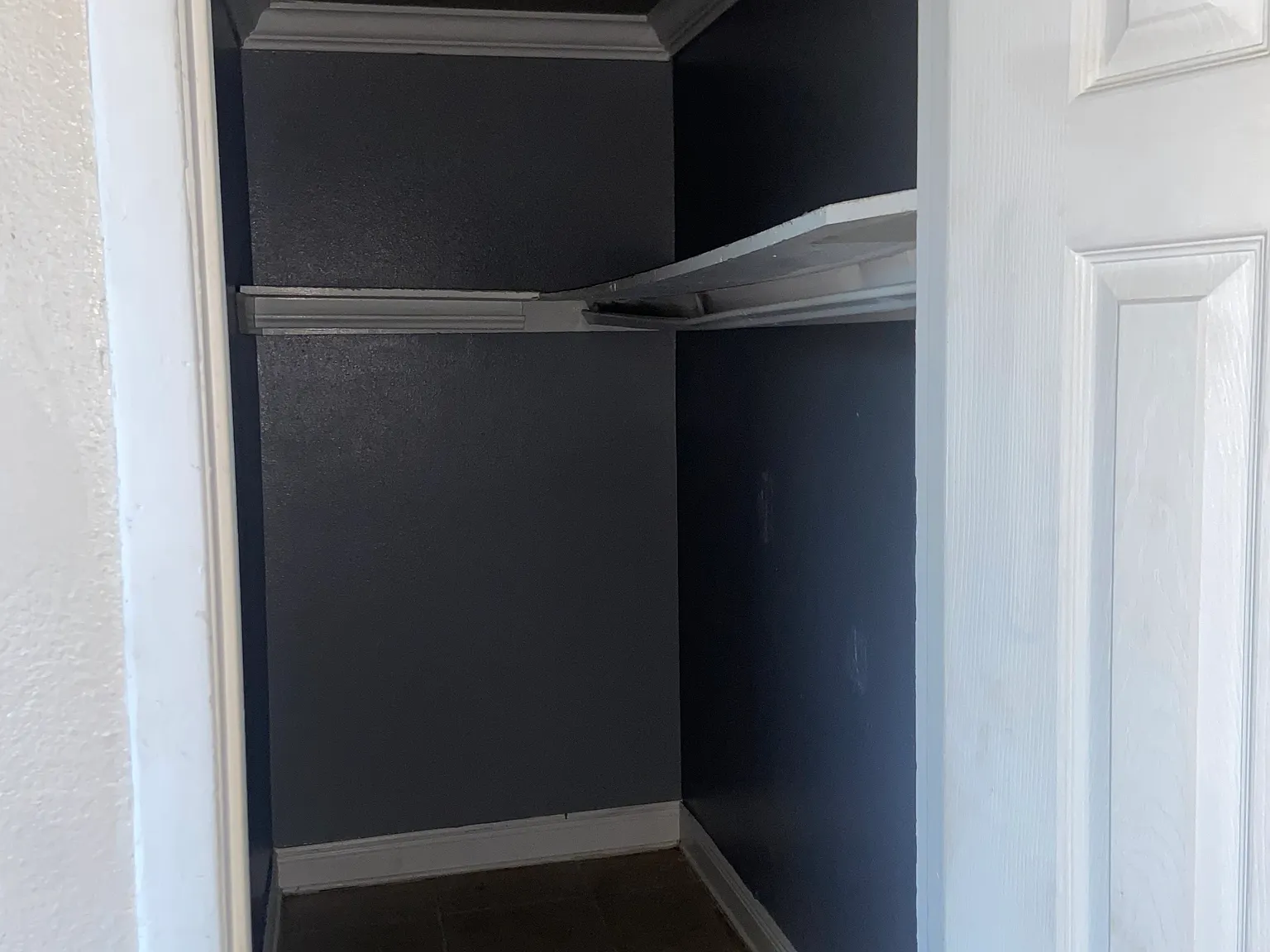 3 bed, 970 sqft, $1,400 — Photo 2