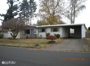 492 F St, Lebanon, OR 97355