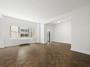 136 E 55th St APT 9Q, New York, NY 10022