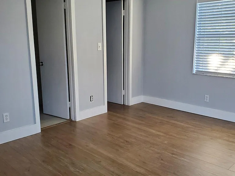 9231 SW 87th Ave #C1 — Photo 12