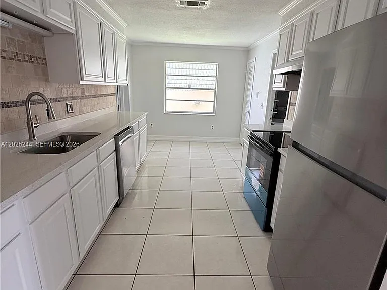 22217 SW 61st Ave — Photo 14