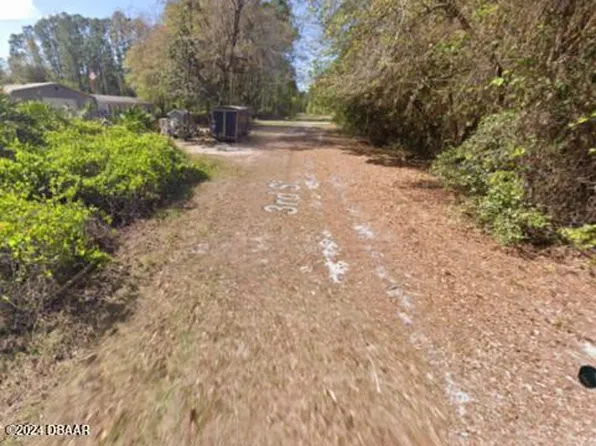205 SE 3rd St, Georgetown, FL 32139