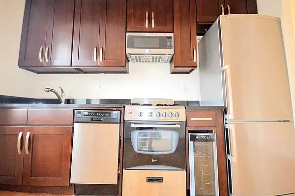 Rented by EXR | media 3