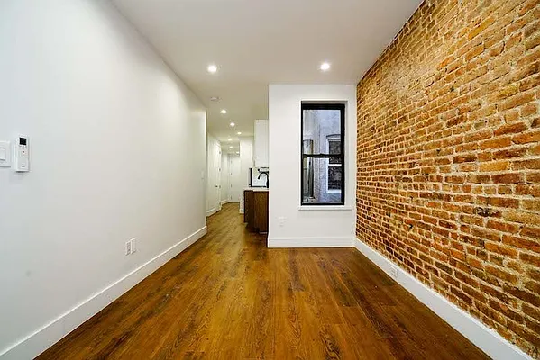 Rented by Brick&Mortar | media 15