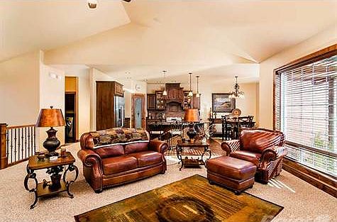 4th image of 3330 La Paz Dr