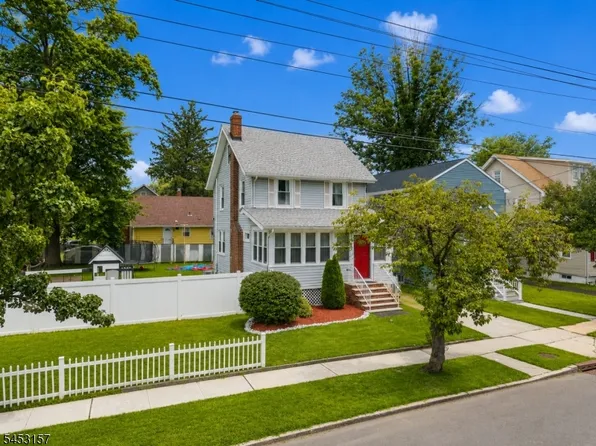 512 W 3Rd Ave, Roselle Boro, NJ 07203
