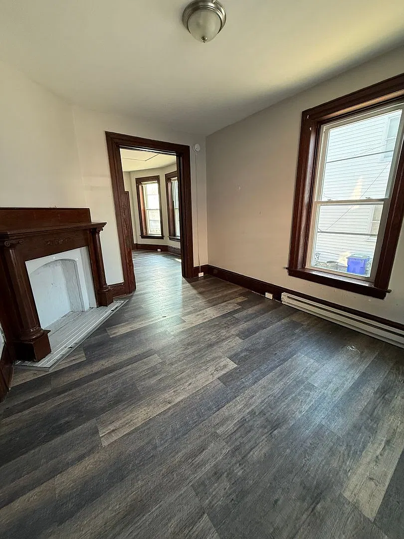 500 N. Mulberry Street — Photo 2