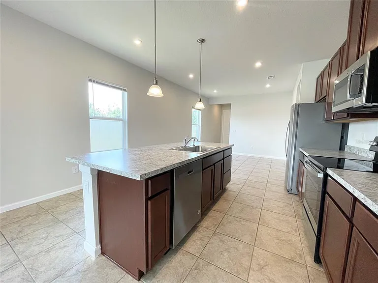 10668 Old Sycamore Loop — Photo 8