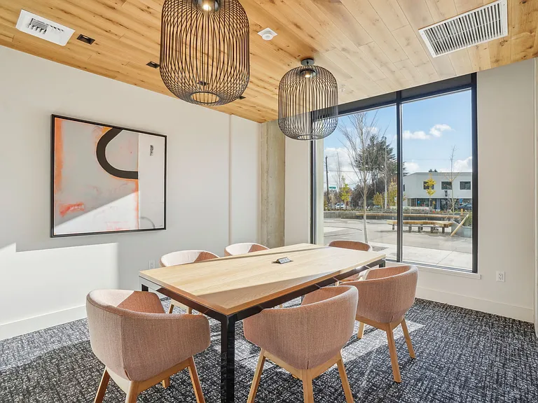 Splash Apartments — Photo 49