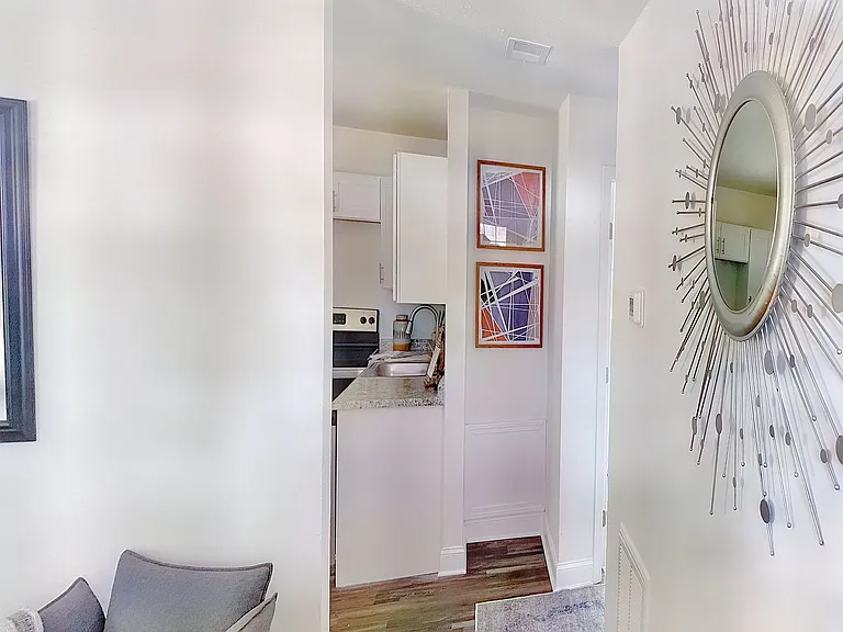 2479 Julia Ave — Photo 16
