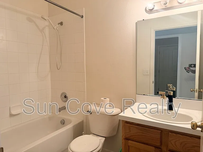 24927 Siena Dr — Photo 13