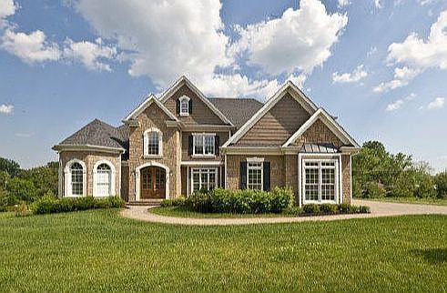 2nd image of 554 Stratfield Way
