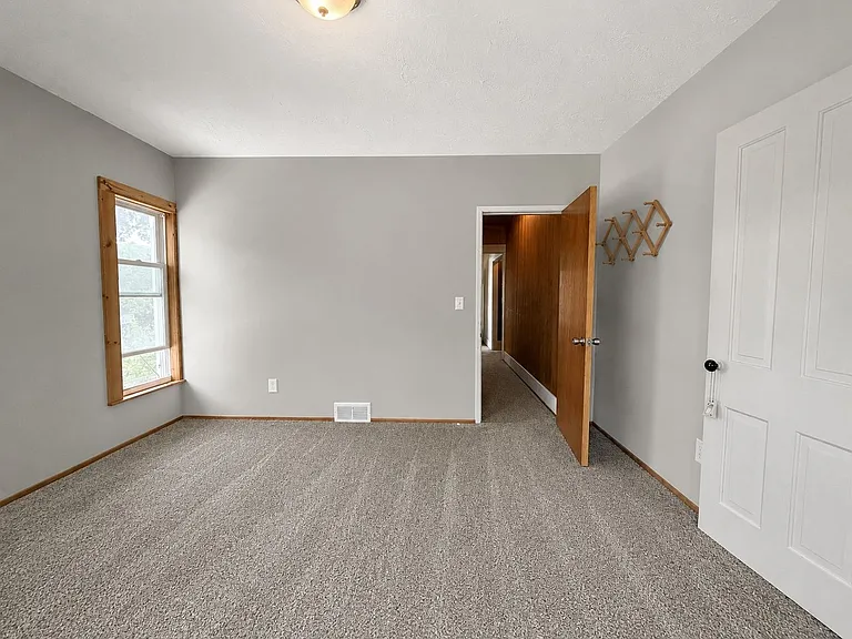 543 Erin St — Photo 19