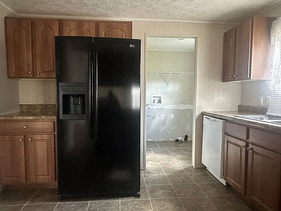5th image of 46 Oak Bend Dr