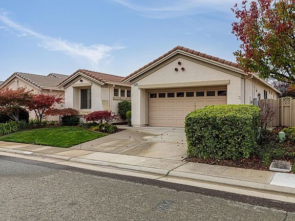 3rd image of 2224 Lamplight Ln