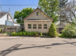 522 Brenner St NE, Grand Rapids, MI 49505