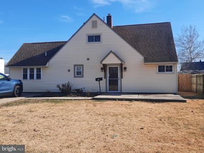 334 Crabtree Dr, Levittown, PA, 19055