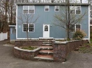 11 Paradise Trl, Monroe, NY 10950