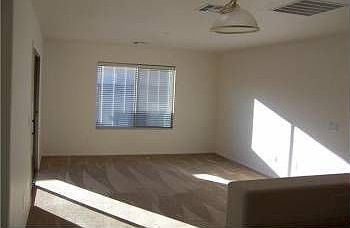 2nd image of 46095 W Sheridan Rd