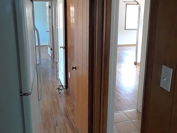 3rd image of 4016 Illinois St #4016