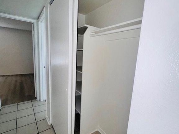 3rd image of 14269 Westerkamm Ln