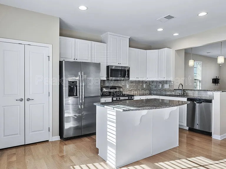 11323 Sadler Walk Ln — Photo 19