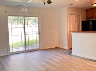 410 S Division St, Suffolk, VA 23434