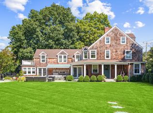 137 Montauk Hwy, QUOGUE, NY 11942