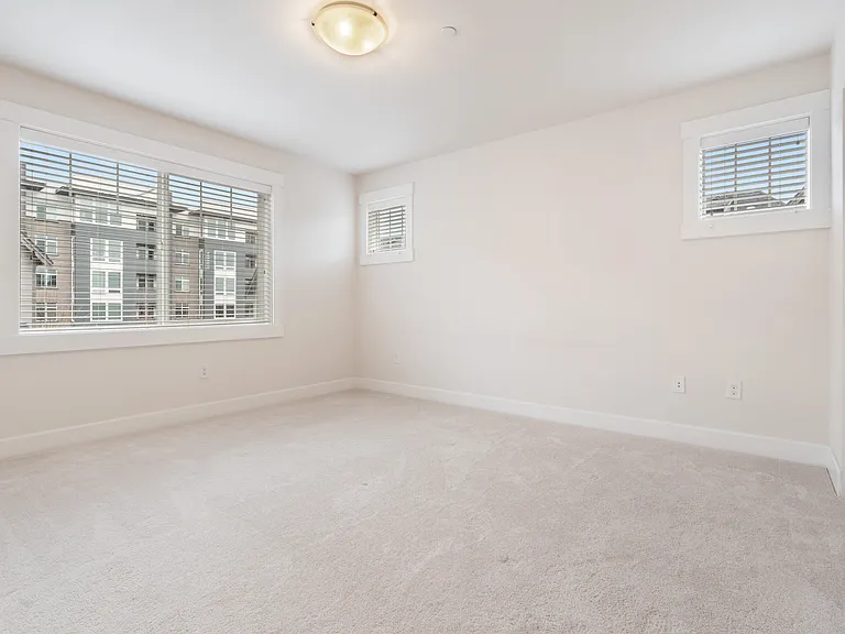 1316 Chelsea Walk NE — Photo 24