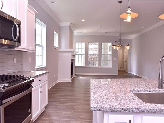 This is a photo of a Murphy floor plan Estridge built previously.