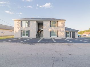 105 Willwood Dr, Willis, TX 77378