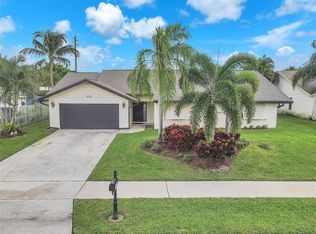 333 SW 27th Ave, Delray Beach, FL 33445