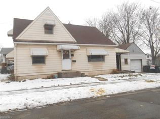 35 E Burns Ave, Akron, OH 44310