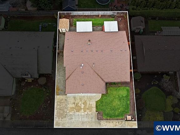 2nd image of 4562 Johnisee Ct NE