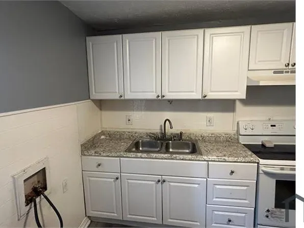 1179 Orr Rd, Jonesboro, GA 30238