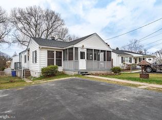 9889 Lyon Ave, Laurel, MD 20723