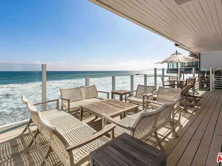 25212 Malibu Rd — Photo 11