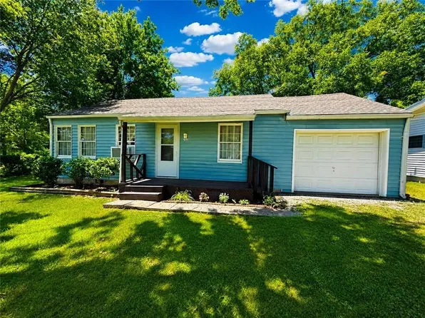703 Union St, Oswego, KS 67356