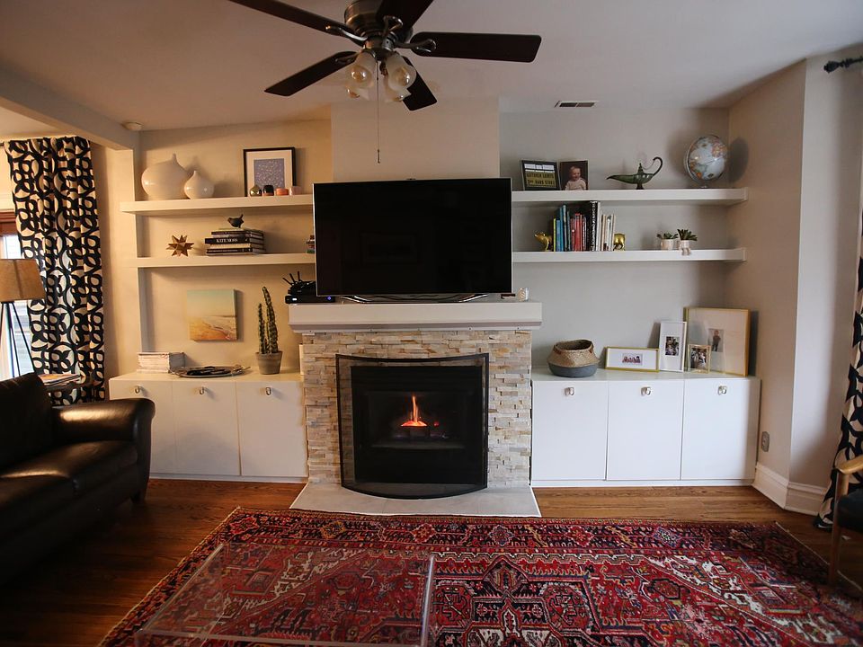 1st image of 1220 W Wellington Ave #2